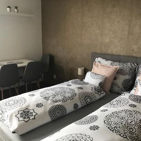 Apartman Innova 즐린 외부 사진