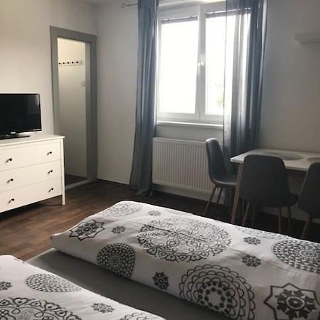 Apartman Innova 즐린 외부 사진